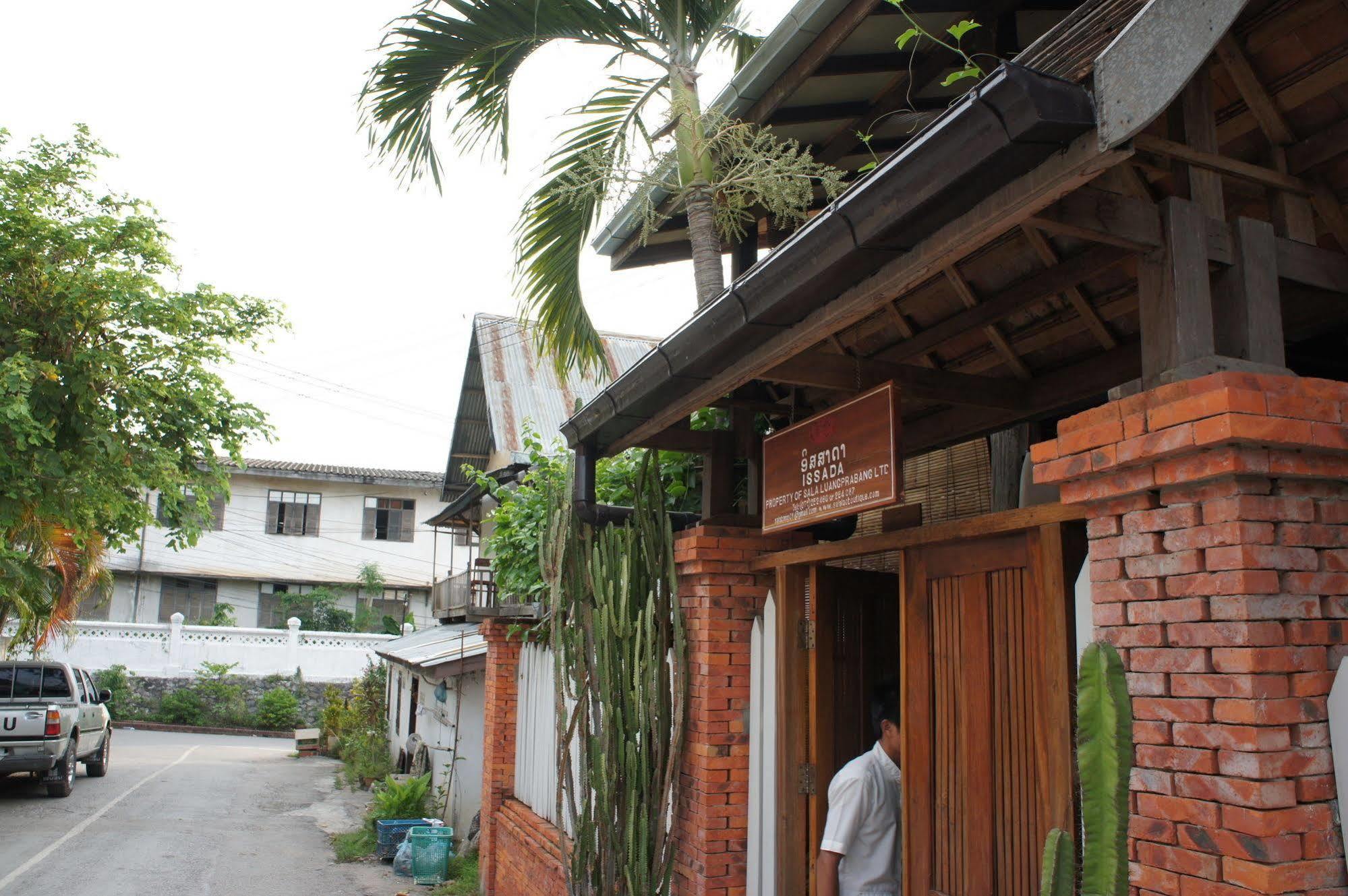 萨拉勃拉邦酒店 琅勃拉邦 外观 照片